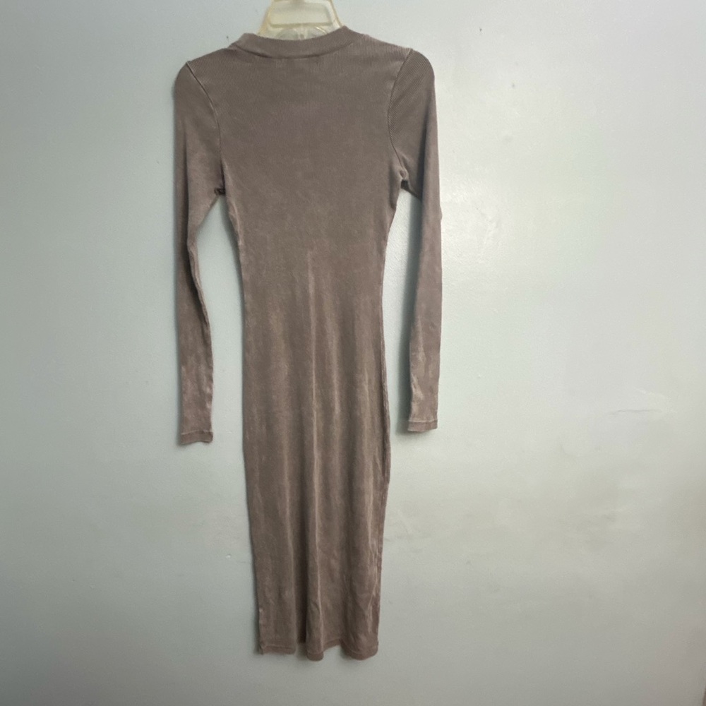 YOUNG FABULOUS & BROKE dress - Picture 2 of 15